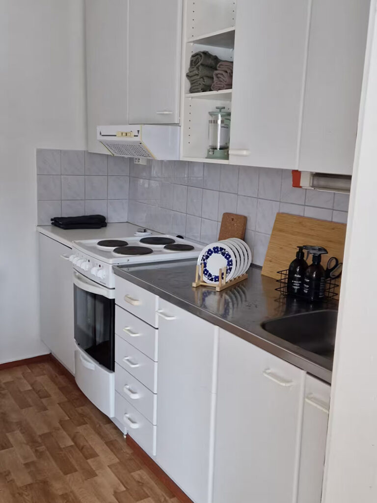 Aseman kirppari majoitus keittio